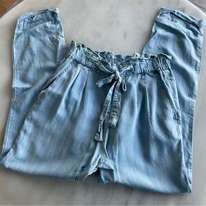 Stradivarius chambray paper bag pants size M